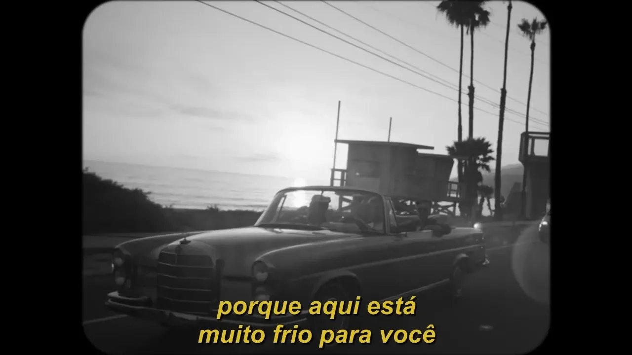 the neighbourhood - sweater weather (legendado) background