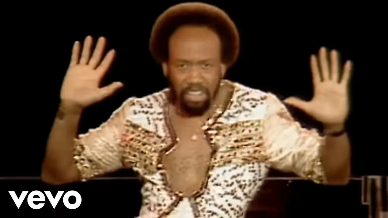 Earth, Wind & Fire - Boogie Wonderland (Official Video) background