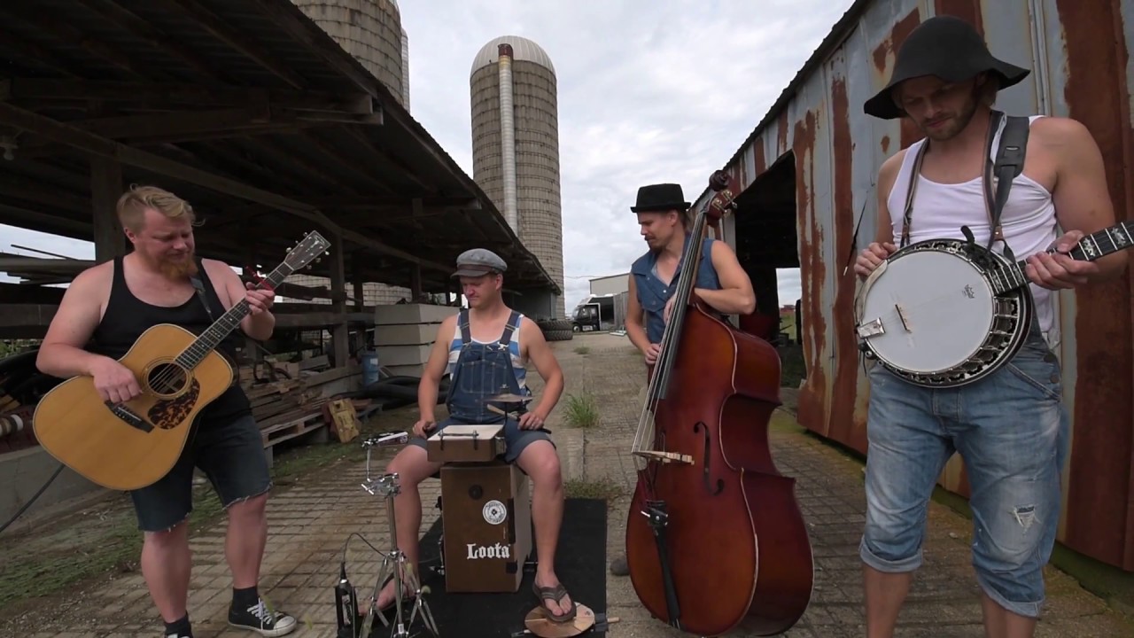 Self Esteem by Steve'n'Seagulls (LIVE)