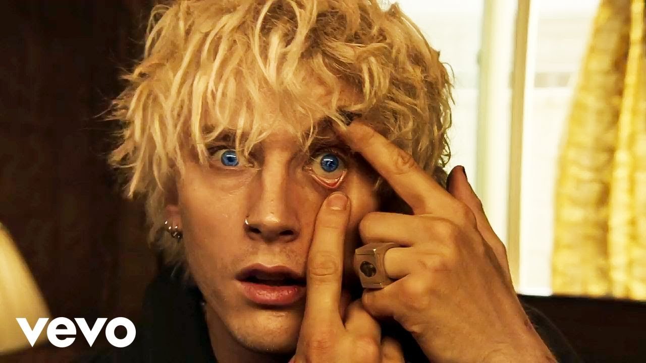 Machine Gun Kelly ft. Halsey - forget me too (Official Music Video) background