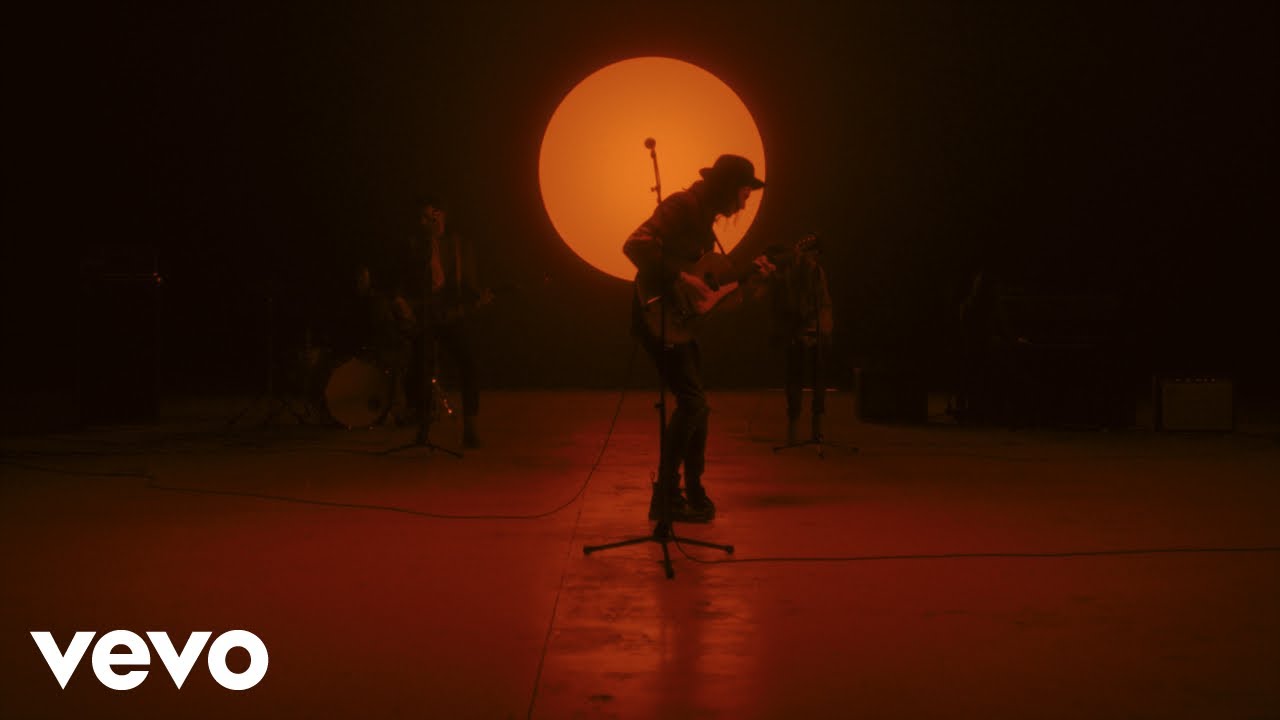 James Bay - Give Me The Reason (Official Music Video) background