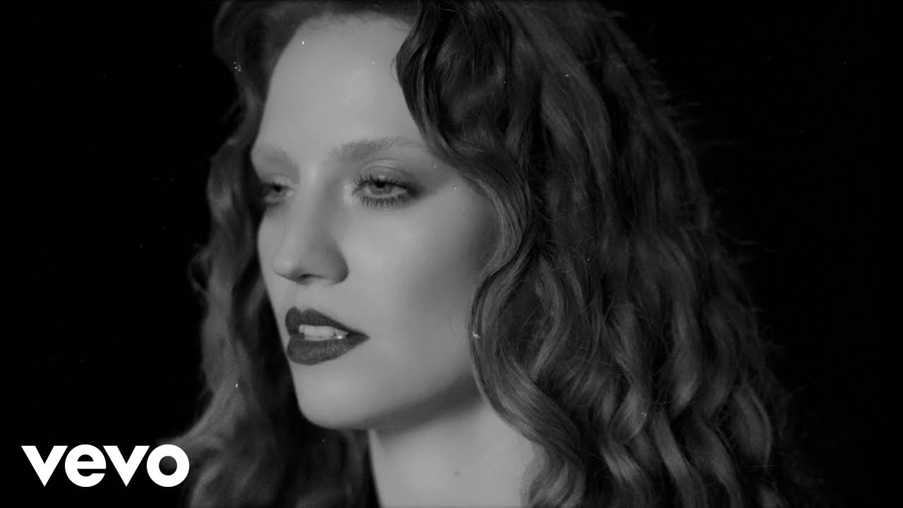 Jess Glynne - What Do You Do (Acoustic) background