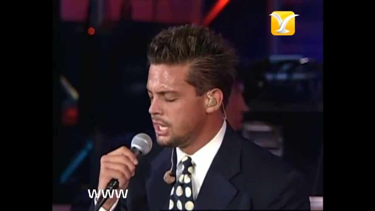 Luis Miguel, Grandes Exitos, Festival de Viña del Mar 1994 (2014) | Watch on Movi47