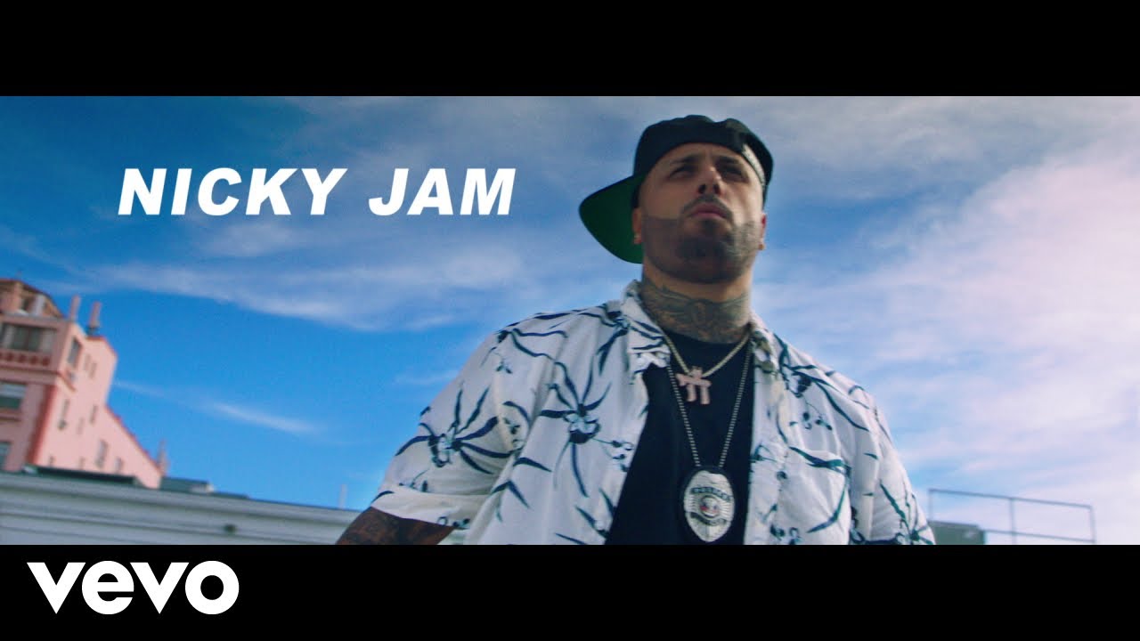 Alex Sensation, Nicky Jam - La Diabla background