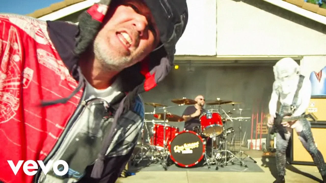 Limp Bizkit - Ready To Go ft. Lil Wayne background