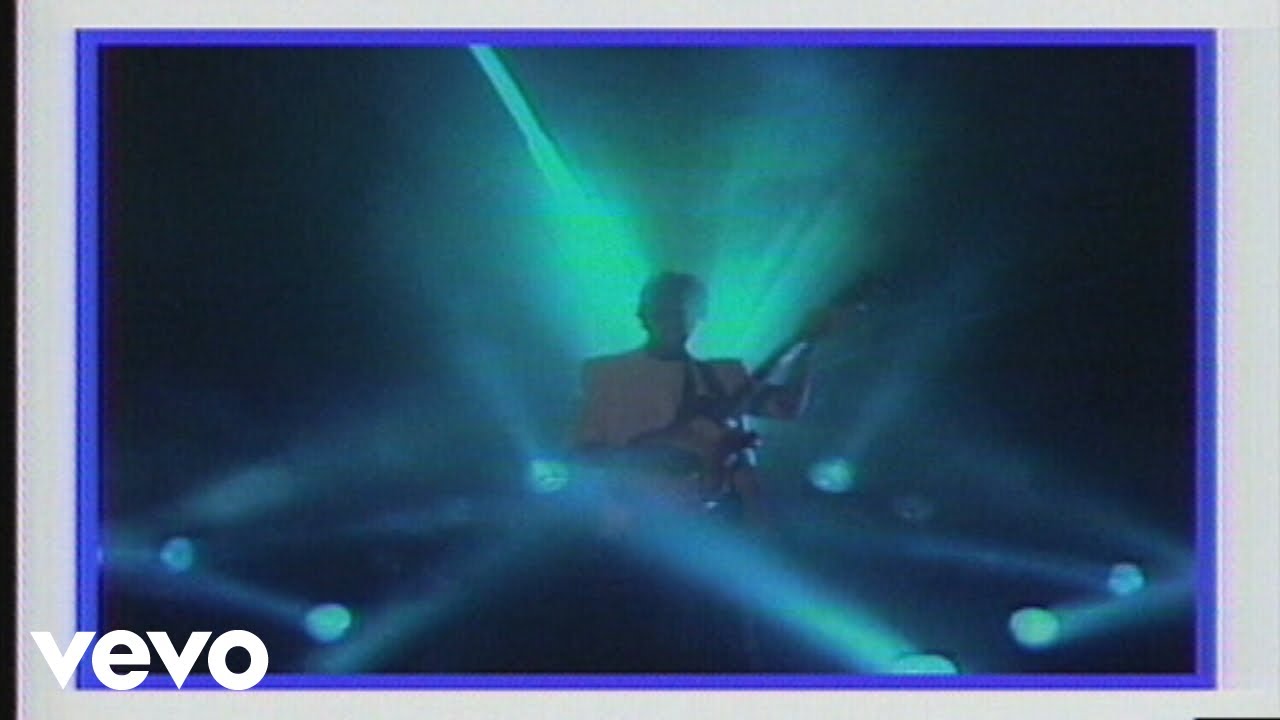 Electric Light Orchestra - Twilight (Official Video) background