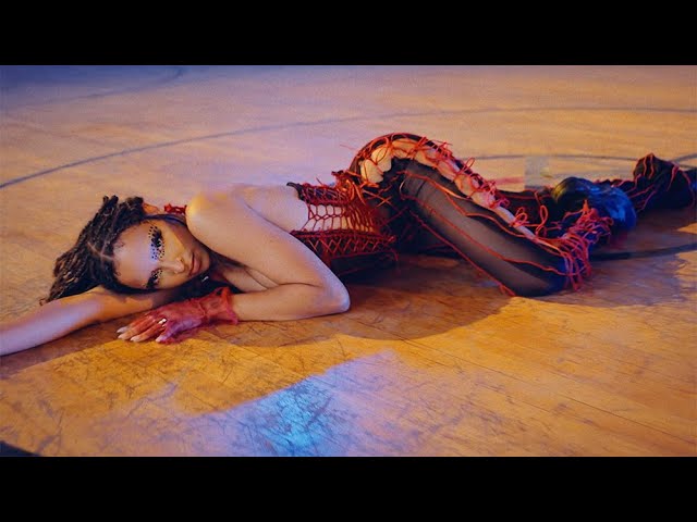 Tinashe - Bouncin (Official Music Video) backdrop