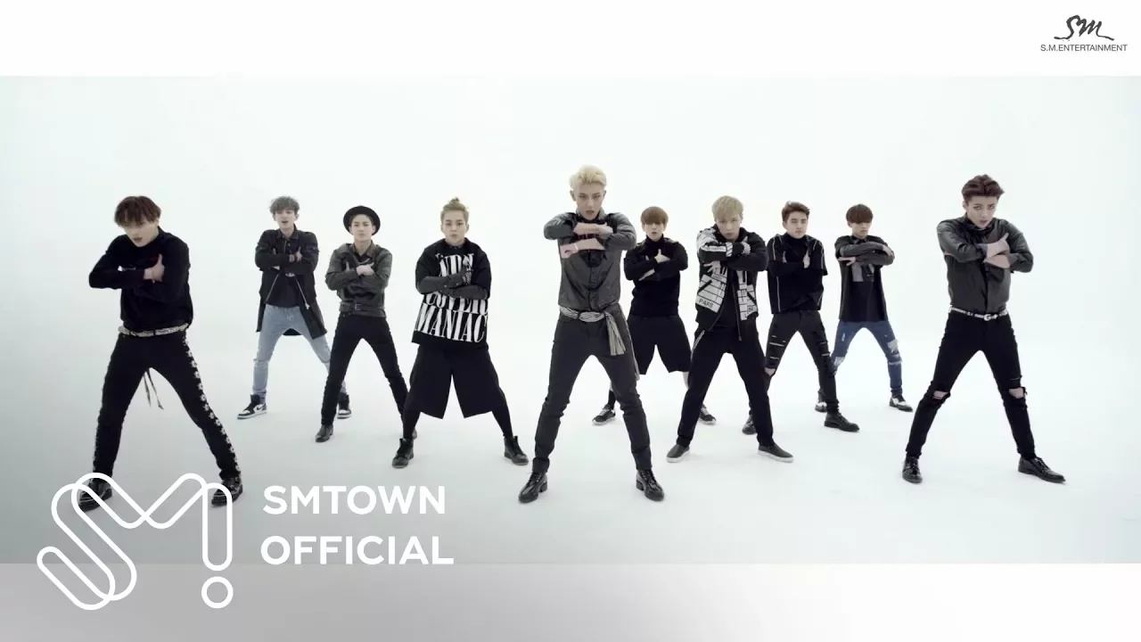 EXO 엑소 'CALL ME BABY (叫我)' MV background