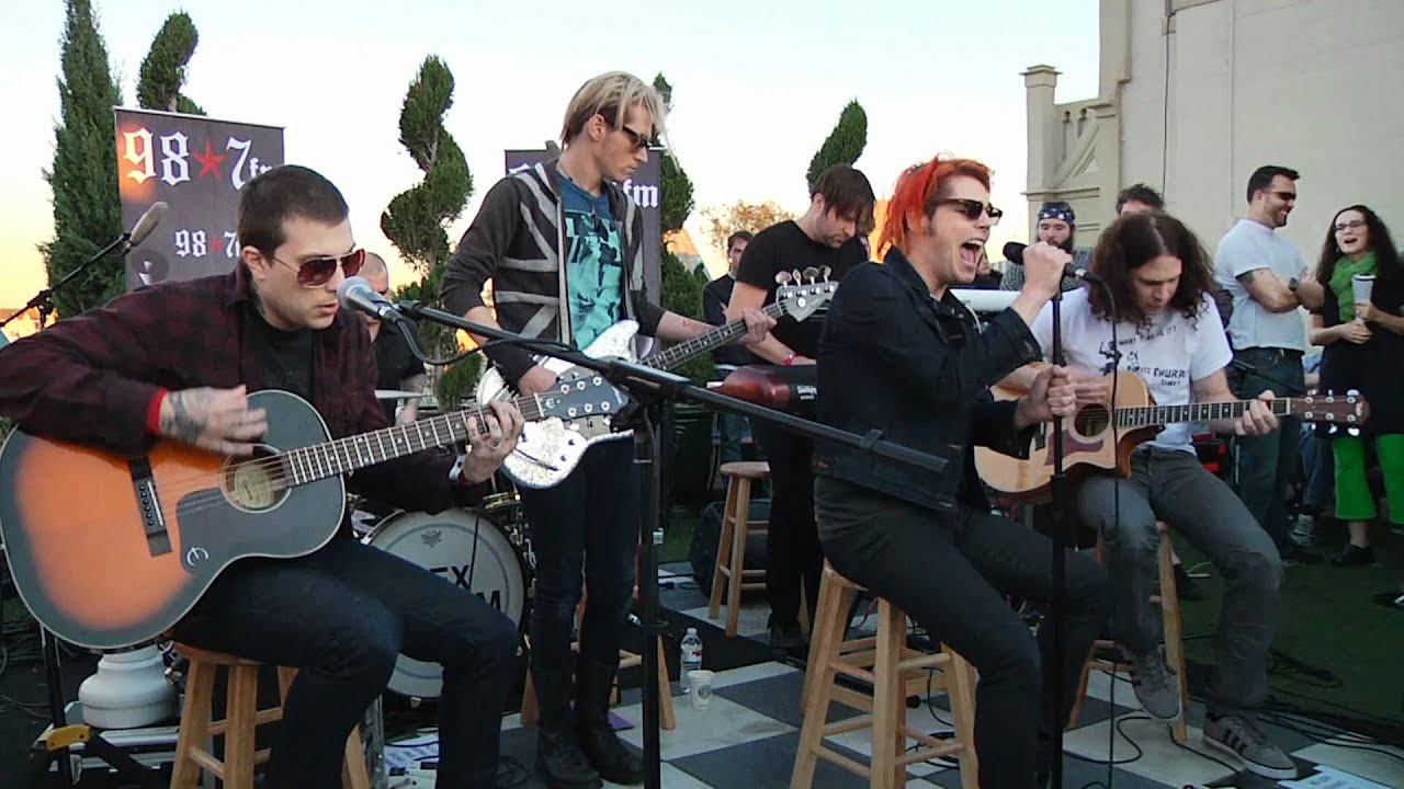 My Chemical Romance - I'm Not Okay (I Promise) (Live Acoustic at 98.7FM Penthouse) background