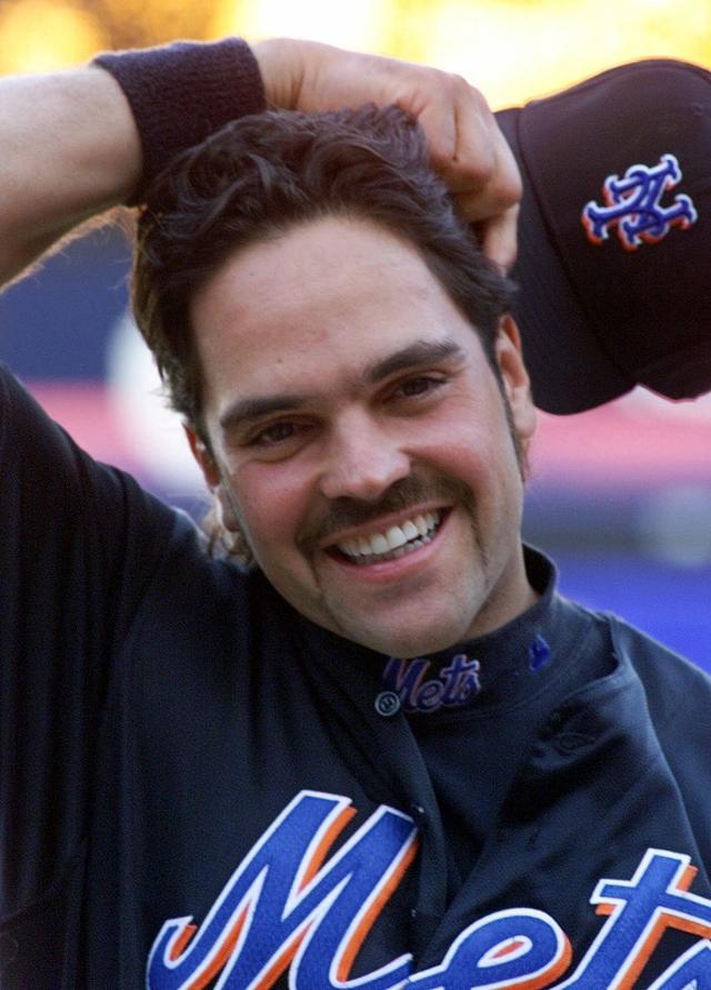 actor Mike Piazza large photo
