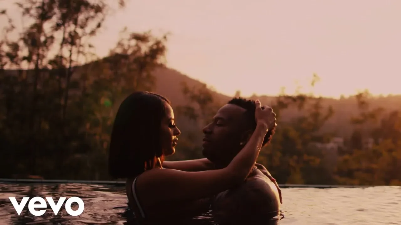 Moneybagg Yo - Luv Cycle background