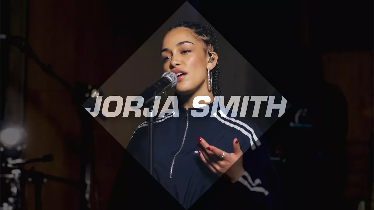 Jorja Smith - TLC cover 'No Scrubs' | Fresh FOCUS Artist Of The Month background
