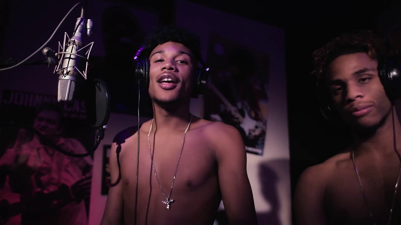 Jacquees - Come Thru|Chris Brown - Take You Down|Trey Songz - Slow Motion|Ar'mon And Trey MASHUP background