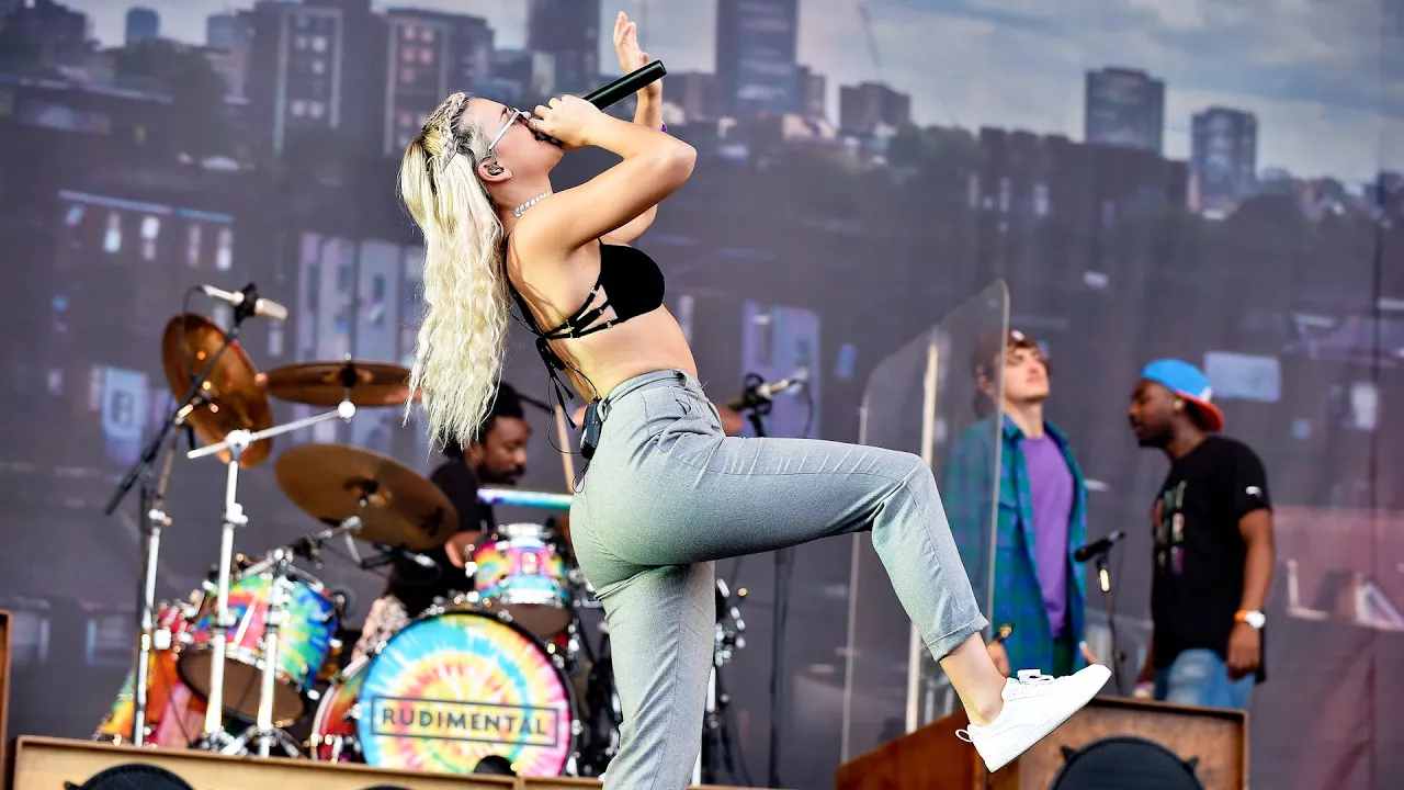 Rudimental - Feel The Love (T in the Park 2015) background