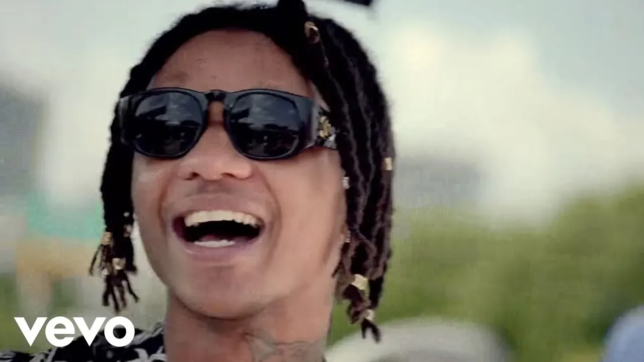 Rae Sremmurd - Black Beatles ft. Gucci Mane (Official Video) backdrop