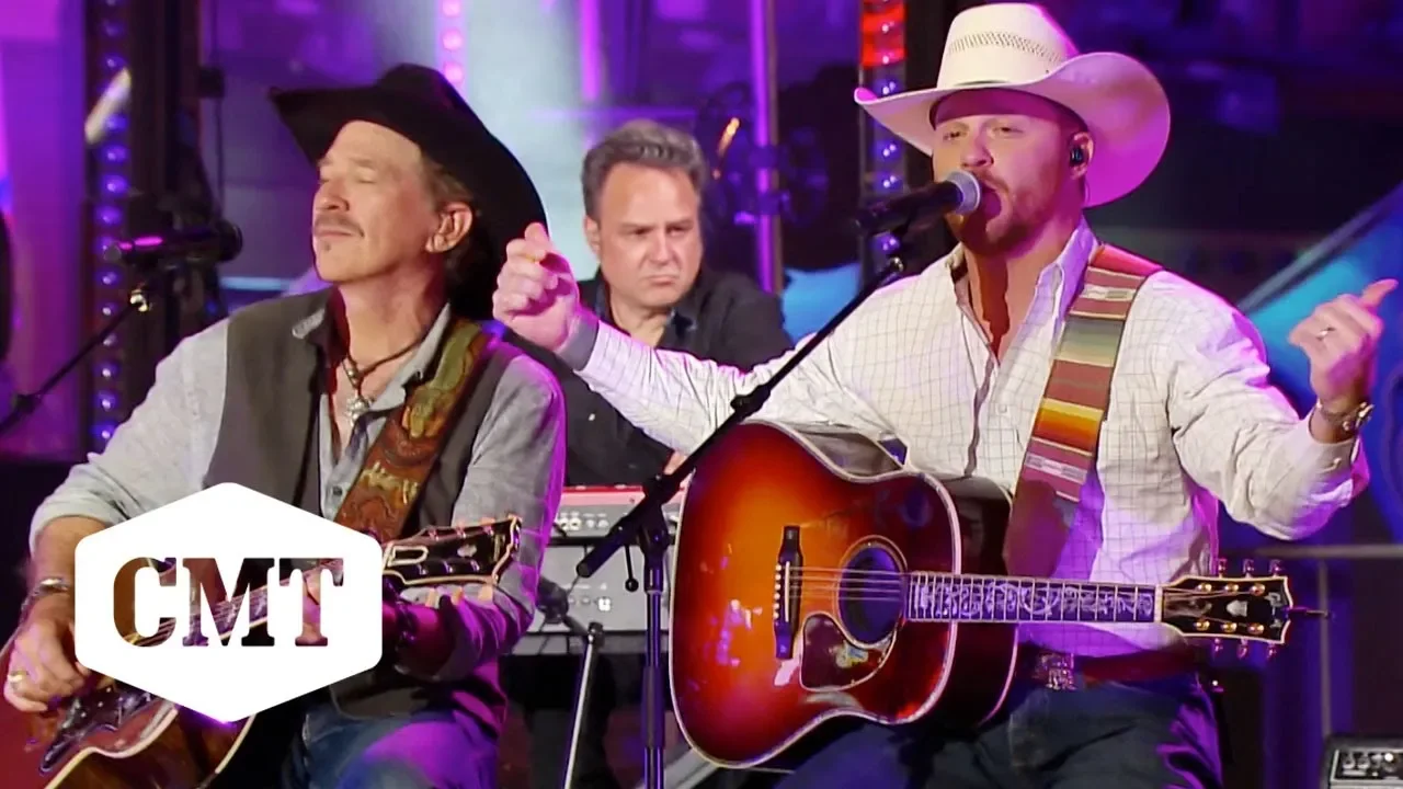 Brooks & Dunn, Cody Johnson Perform “Red Dirt Road” | CMT Crossroads background