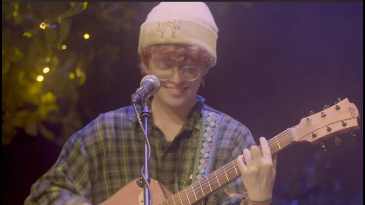 Lemon Boy (Live at Hoxton Hall) background
