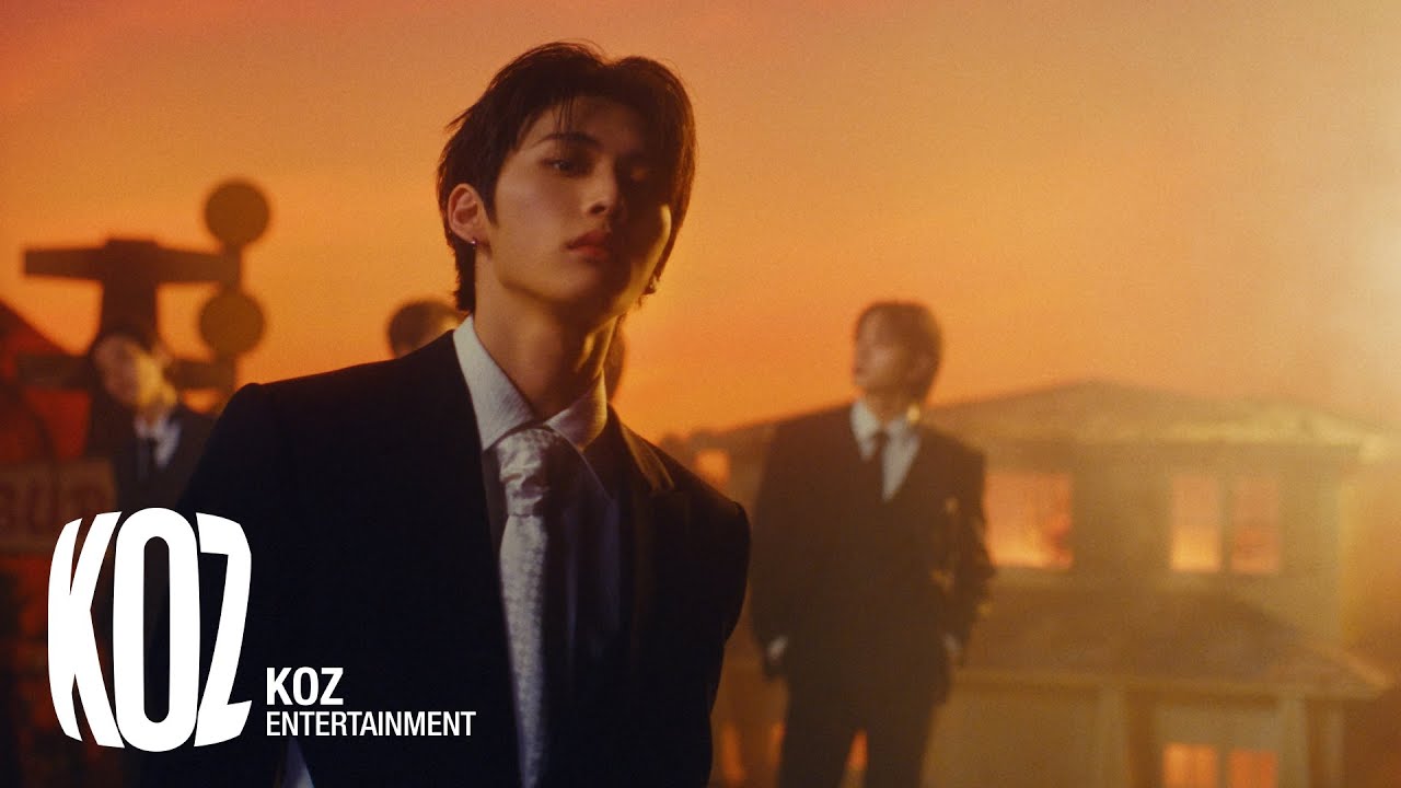 BOYNEXTDOOR (보이넥스트도어) '뭣 같아' Official MV (Performance ver.) background