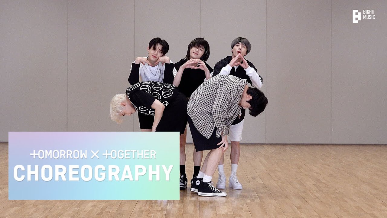 TXT (투모로우바이투게더) '교환일기 (두밧두 와리와리)' Dance Practice background