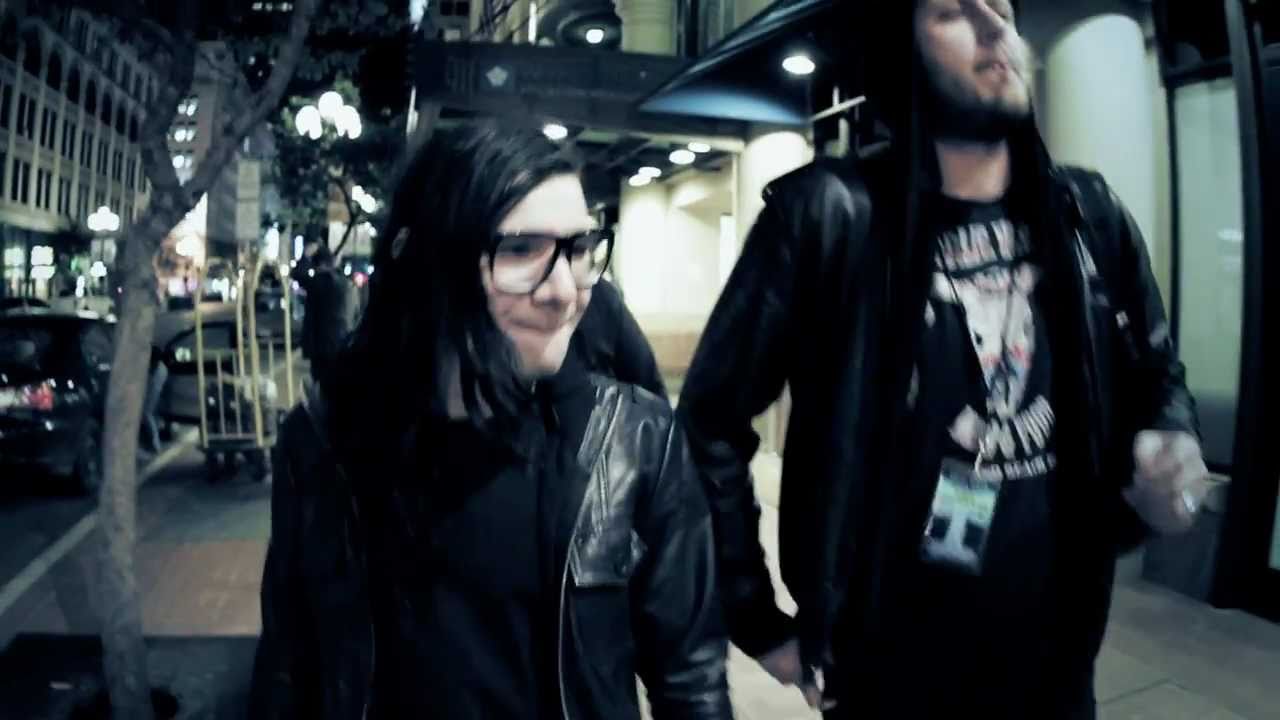 Skrillex - Rock n Roll (Will Take You to the Mountain) background