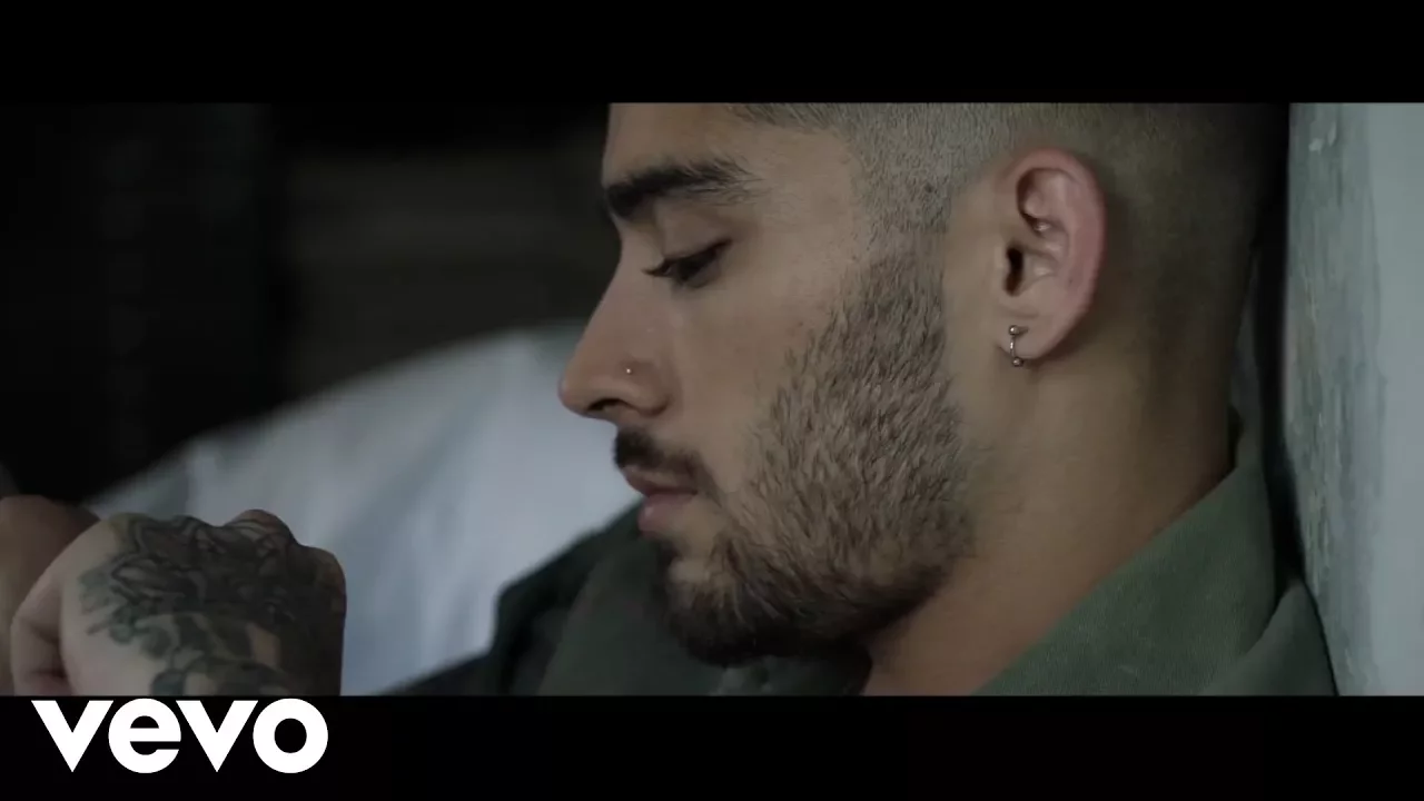 The Chainsmokers ft. ZAYN - I Can Fly (Official Music Video) background