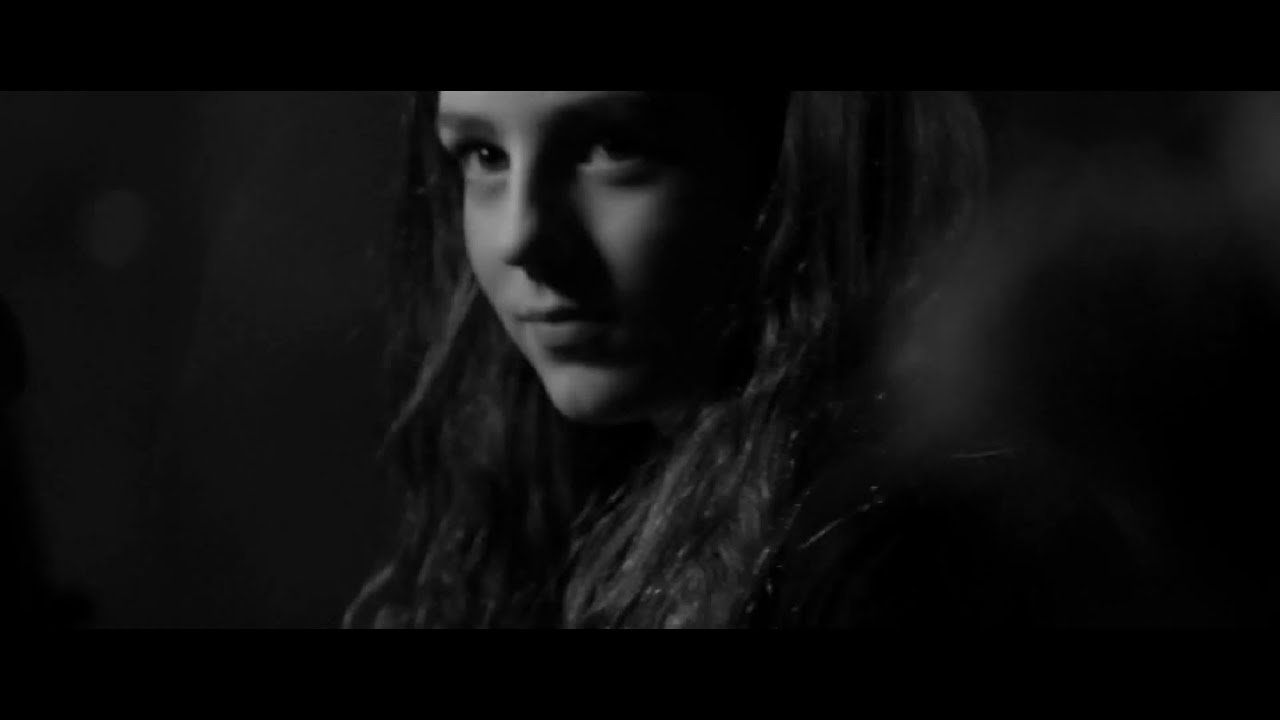 Birdy - 1901 (Official Live Performance Video) background