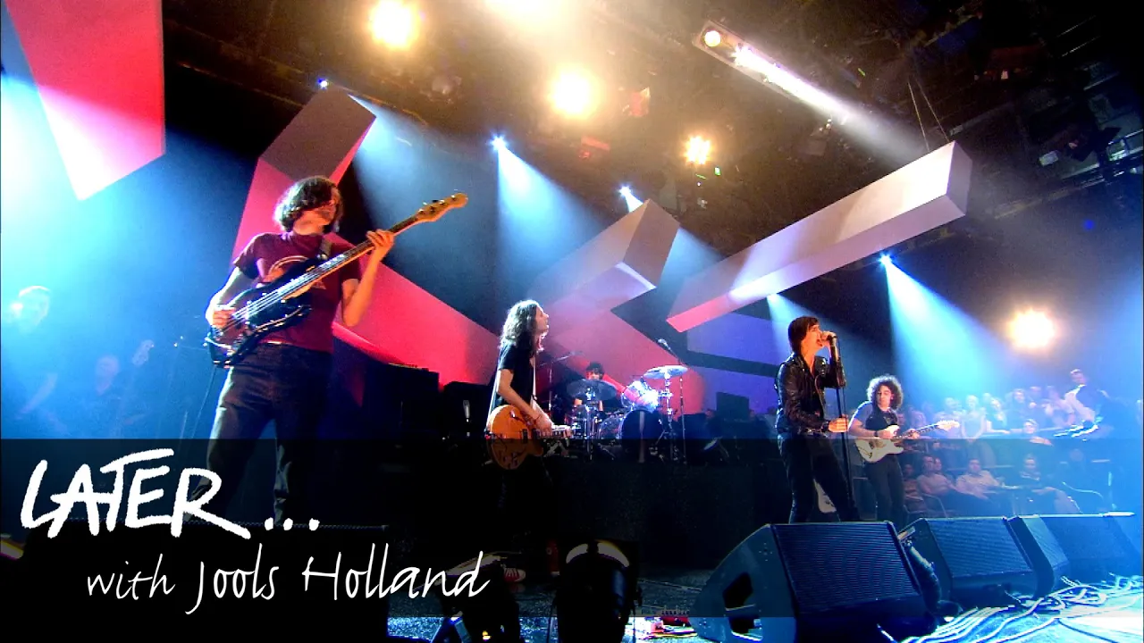 The Strokes – Last Nite (Later Archive 2006) background