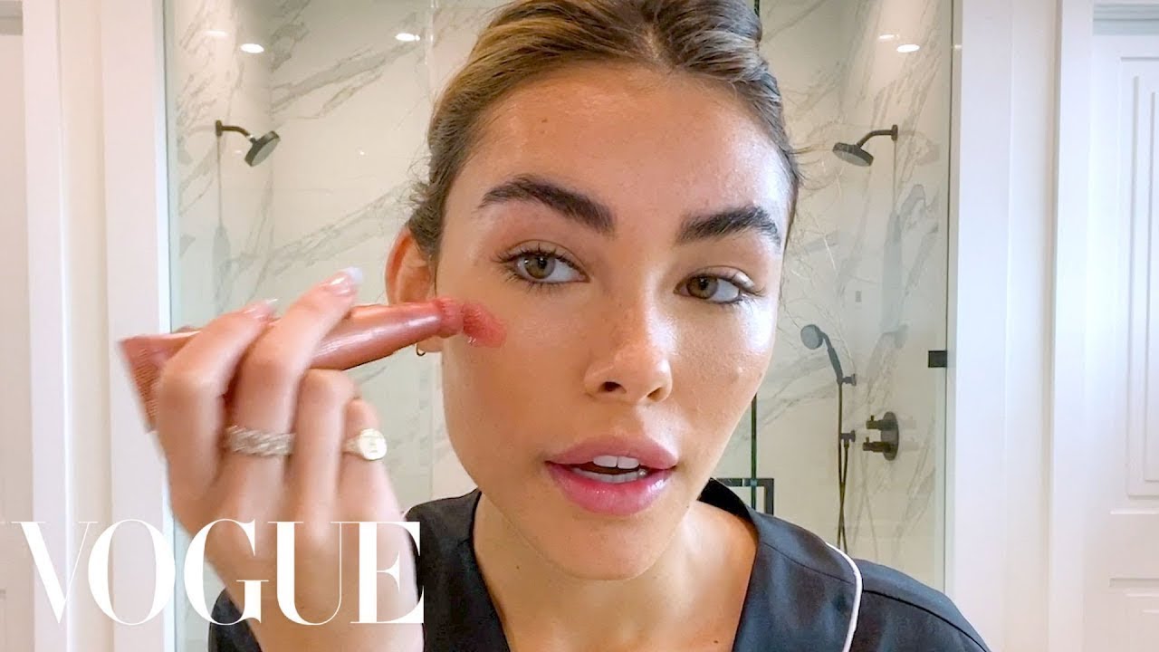 Madison Beer’s Guide to Soap Brows and Easy Blush | Beauty Secrets | Vogue (2021) | Watch on Movi47