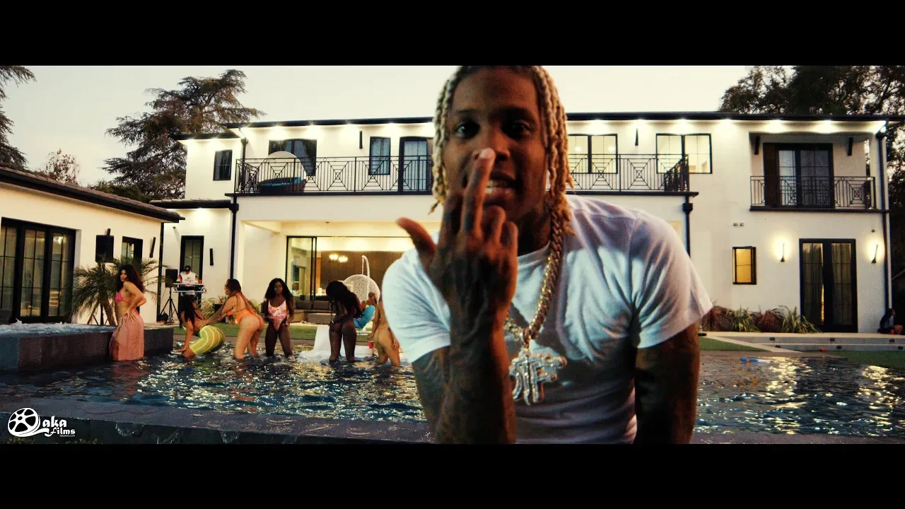 Lil Durk - Weirdo Hoes (Official Music Video) background