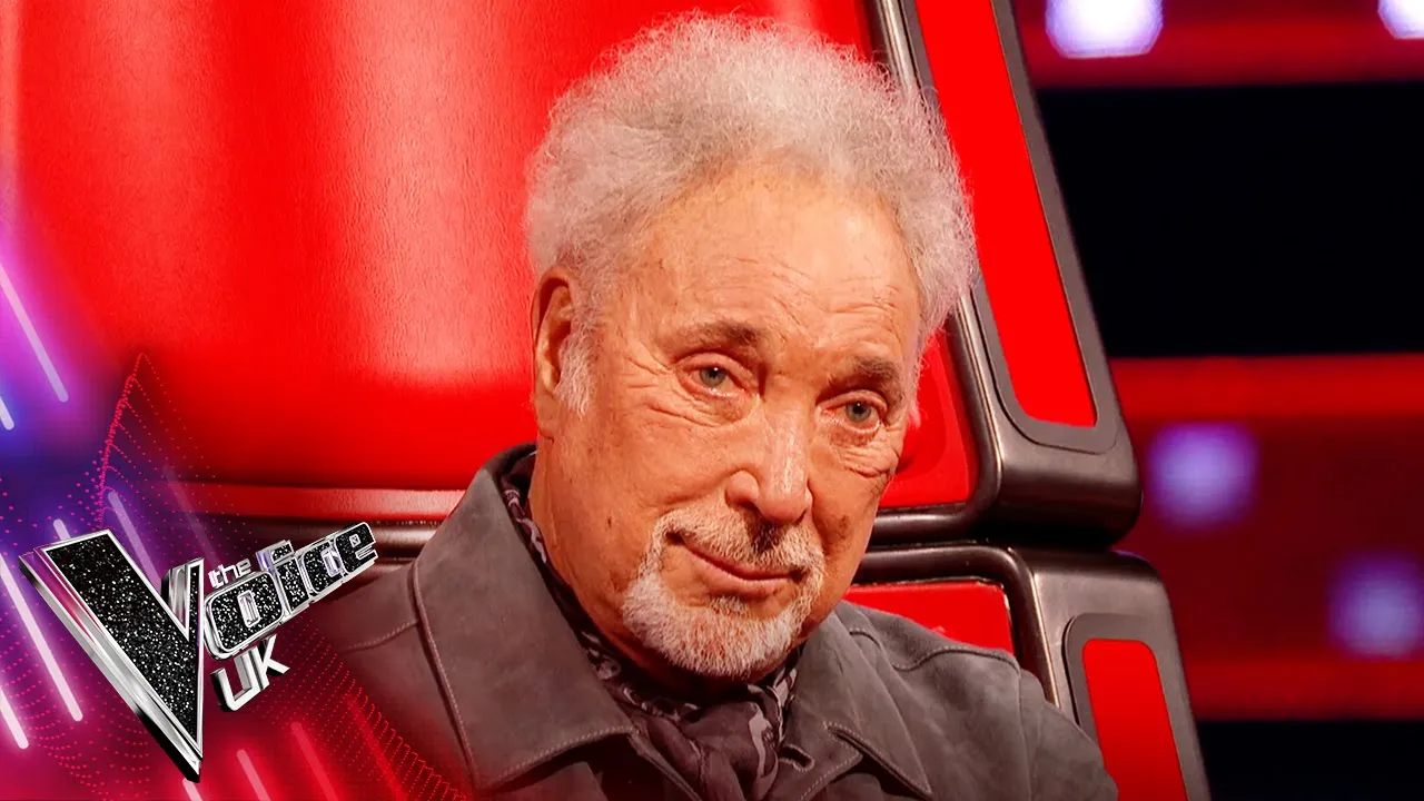 Stevie Wonder Surprises Sir Tom Jones! | Blind Auditions | The Voice UK 2021 background