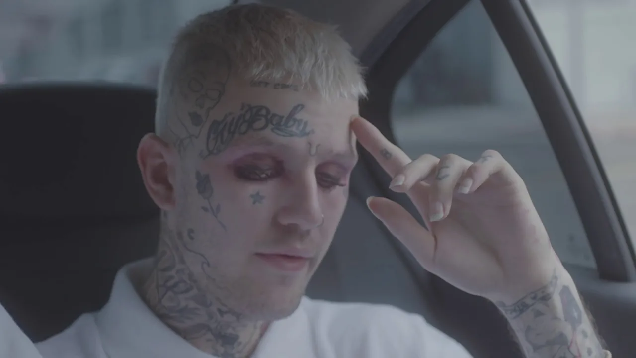 Lil Peep - Awful Things feat. Lil Tracy (Official Video) background