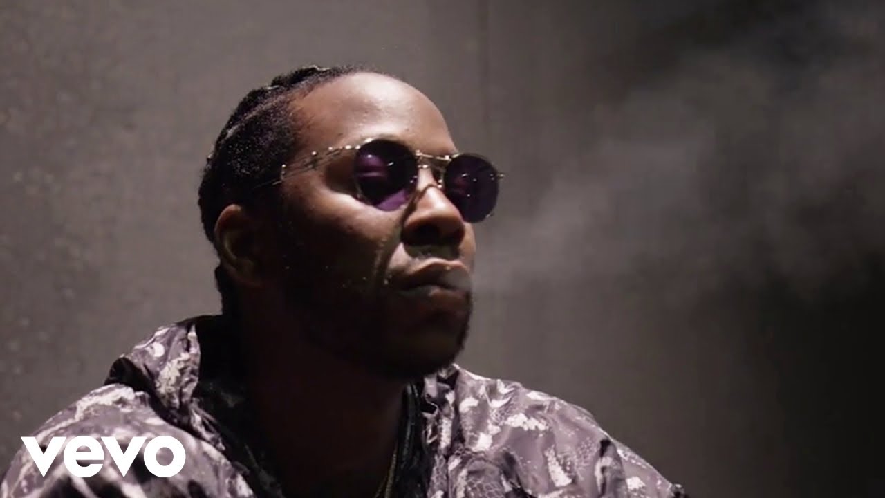 2 Chainz - El Chapo Jr (Official Music Video) background