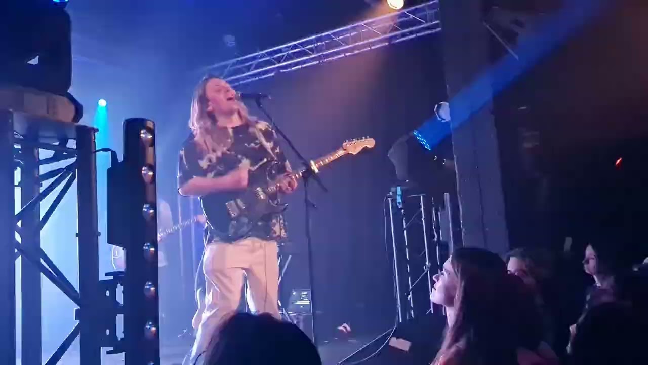 Casey Lowry - Psycho, live at Point Éphémère, Paris, France, 30th January 2023 backdrop