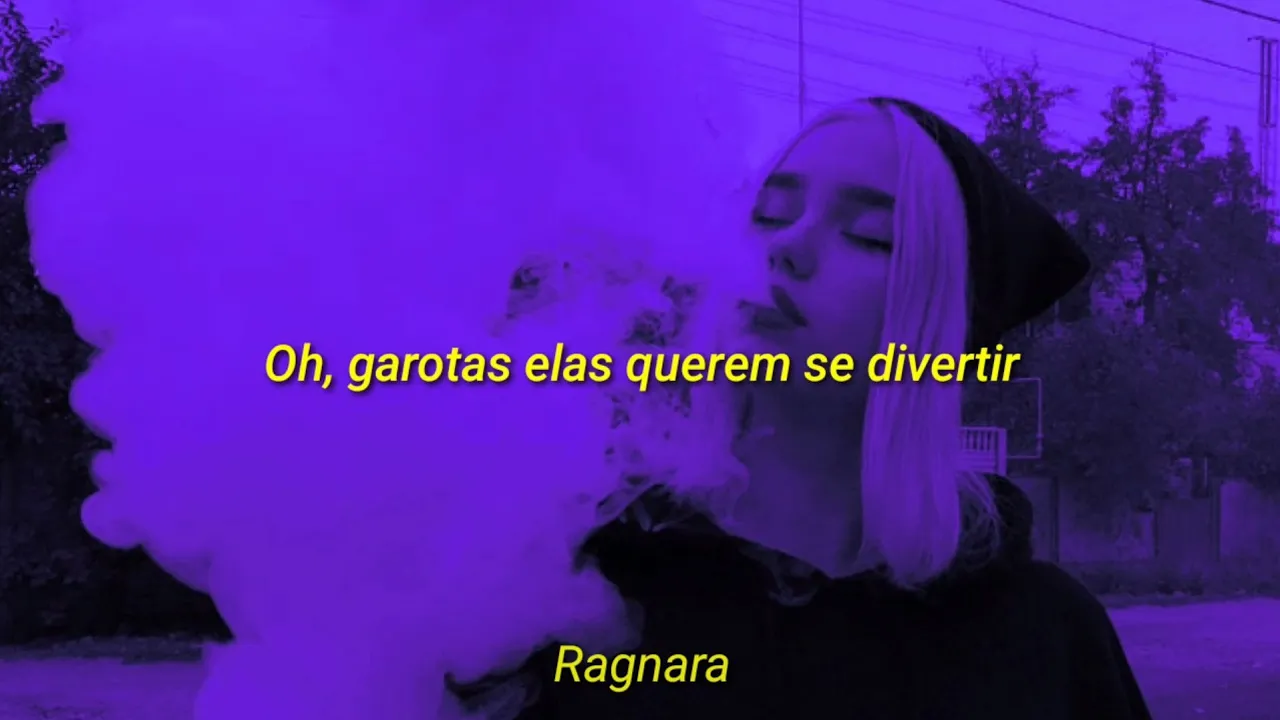 Cyndi Lauper - Girls just want to have fun (tradução/legendado) background