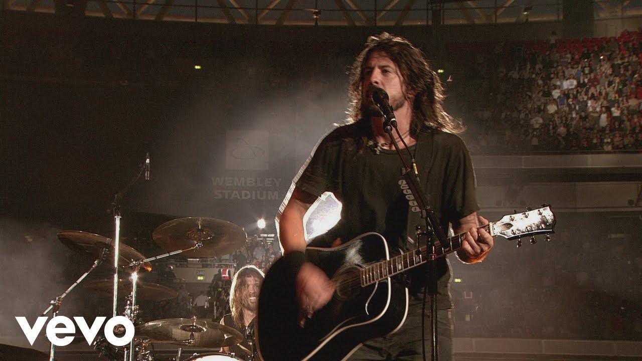 Foo Fighters - My Hero (Live At Wembley Stadium, 2008) background