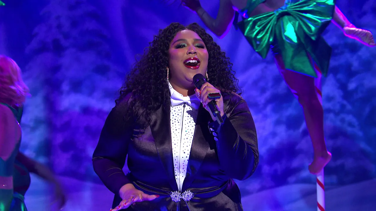 Lizzo – Good As Hell (Live From Saturday Night Live)