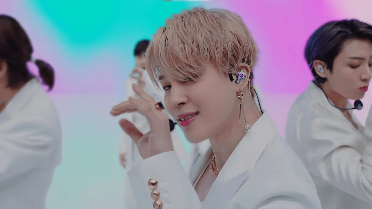 방탄소년단(BTS) - Butter stage mix(교차편집) background