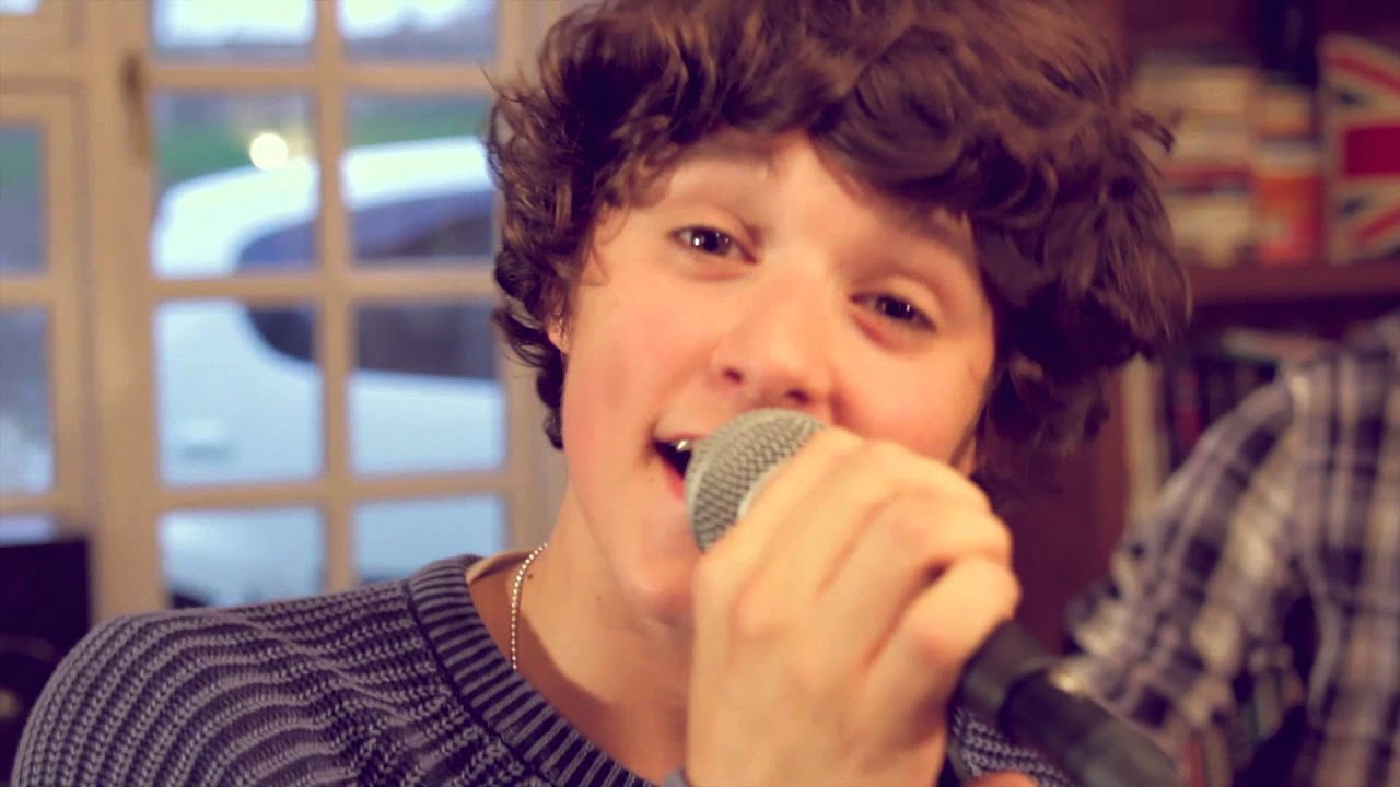 Taylor Swift - 22 (Cover By The Vamps) background