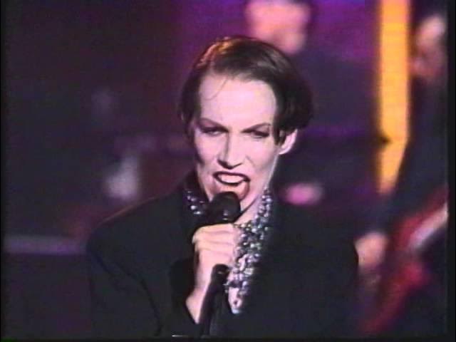Annie Lennox - Walking On Broken Glass ( MTV Live Arsenio Hall 1/3/92) background