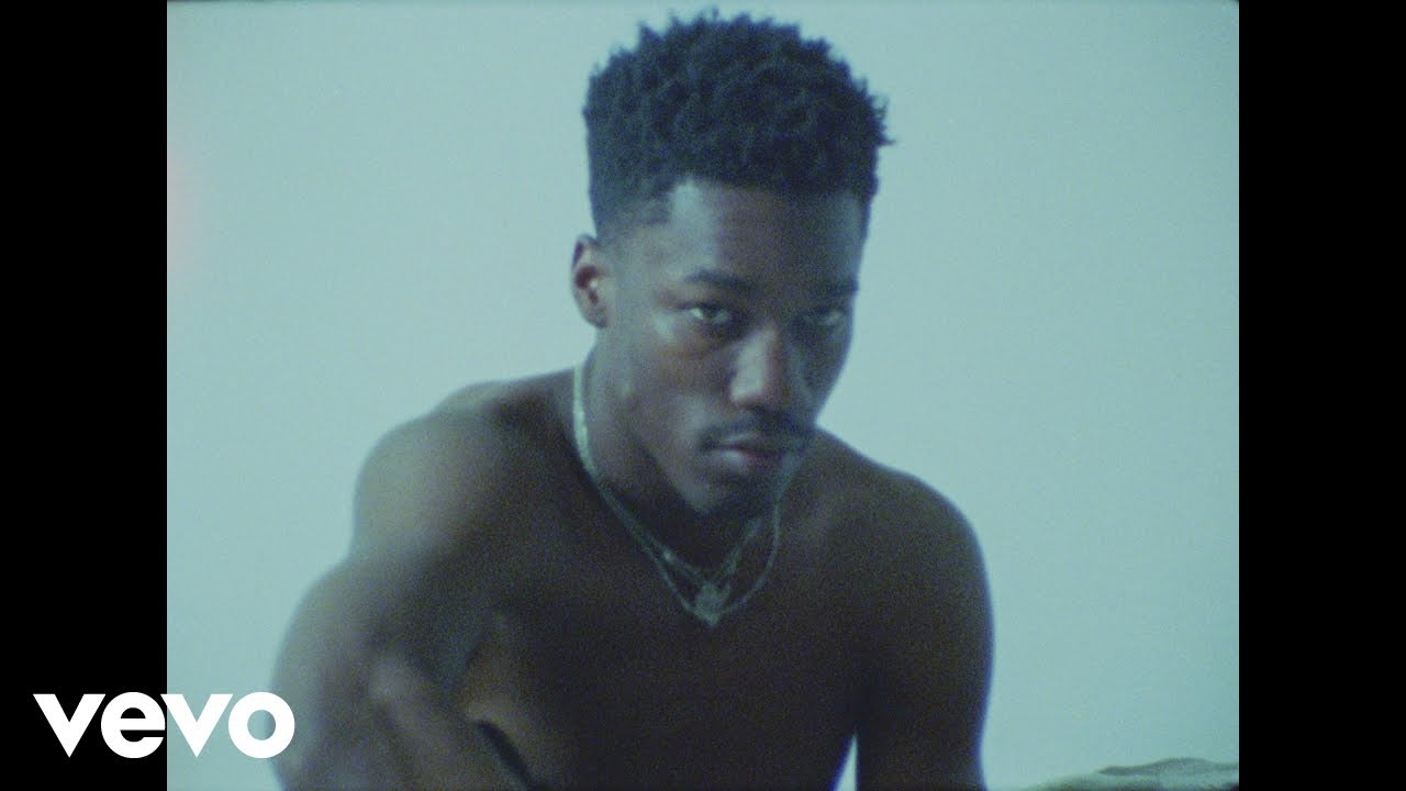 Giveon - Like I Want You (Official Music Video) background