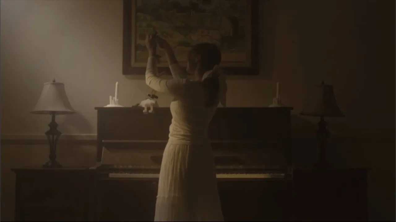 Nadin Amizah - sebuah tarian yang tak kunjung selesai (Official Lyric Video) background