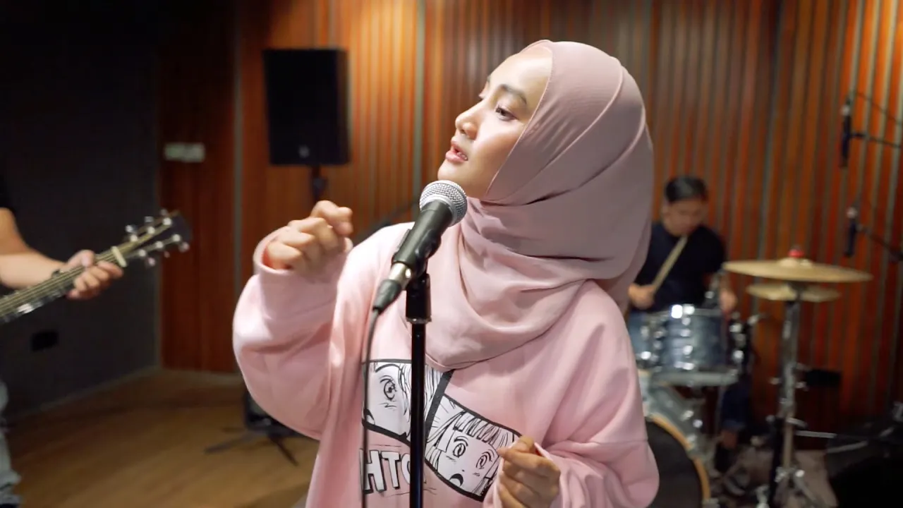 ONE OK ROCK - Taking Off (cover by Fatin)