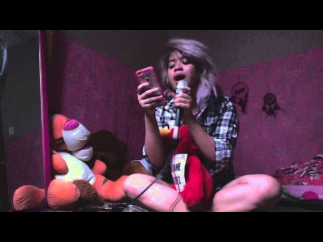 I surrender (cover) by: Zendee background