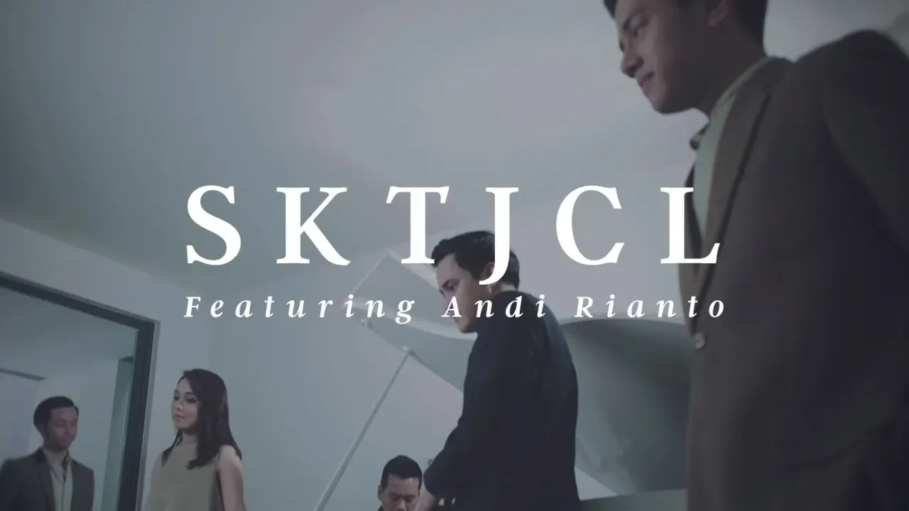 HIVI! - Siapkah Kau 'Tuk Jatuh Cinta Lagi Feat. Andi Rianto (Official Music Video)
