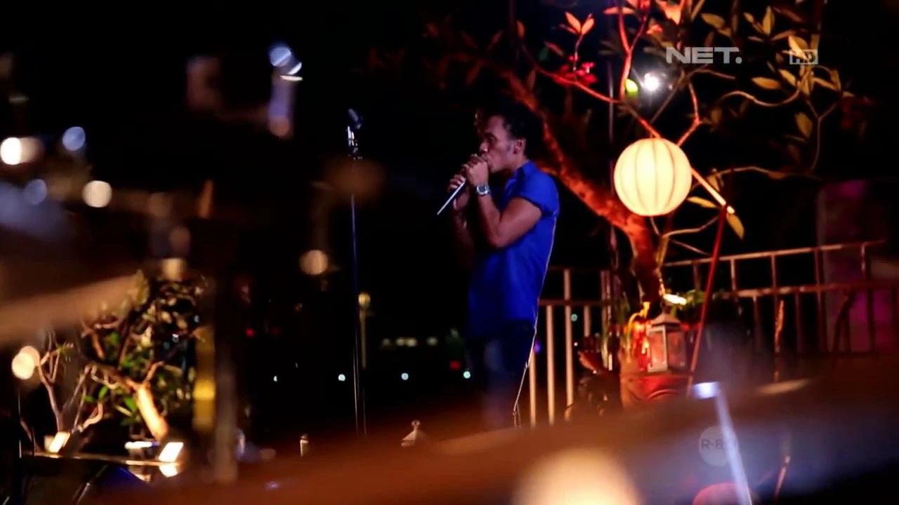 Slank - Terlalu Manis (Live at Music Everywhere) * backdrop