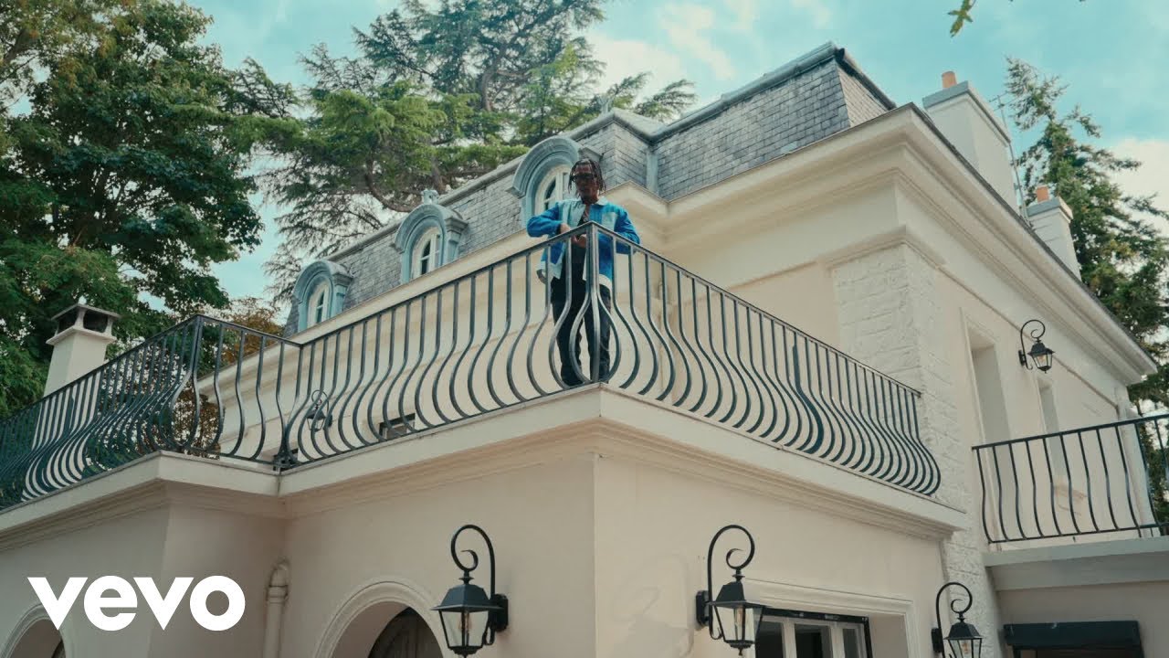 1da Banton - Family (Official Video) background