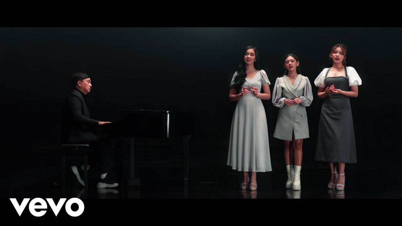 Yovie Widianto, Lyodra, Tiara Andini, Ziva Magnolya - Menyesal (Official Music Video) background