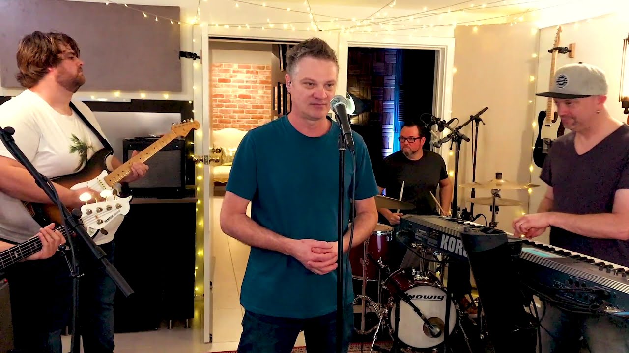 EVERYBODY WANTS TO RULE THE WORLD (TEARS FOR FEARS) cover by HSCC background