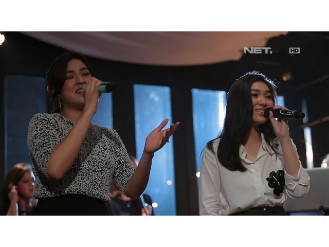 Raisa X Isyana - Anganku Anganmu (Live at Music Everywhere) background