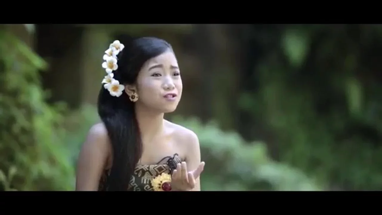 Anggis Devaki - DURMA LAN RAJAPALA background